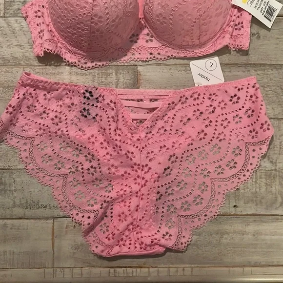 Rene Rofe Set - Picture 4 of 8